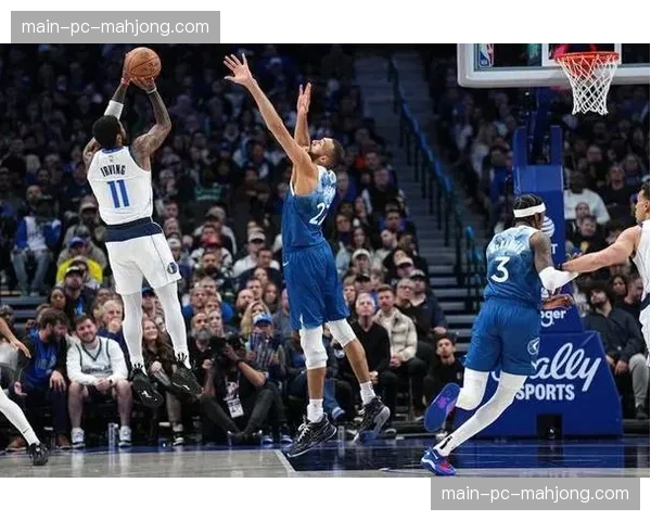 特写:卢卡·东契奇在赛后新闻发布会为年轻队友欧文·琼斯辩护 特写:卢卡·东契奇在赛后新闻发布会为年轻队友欧文·琼斯辩护